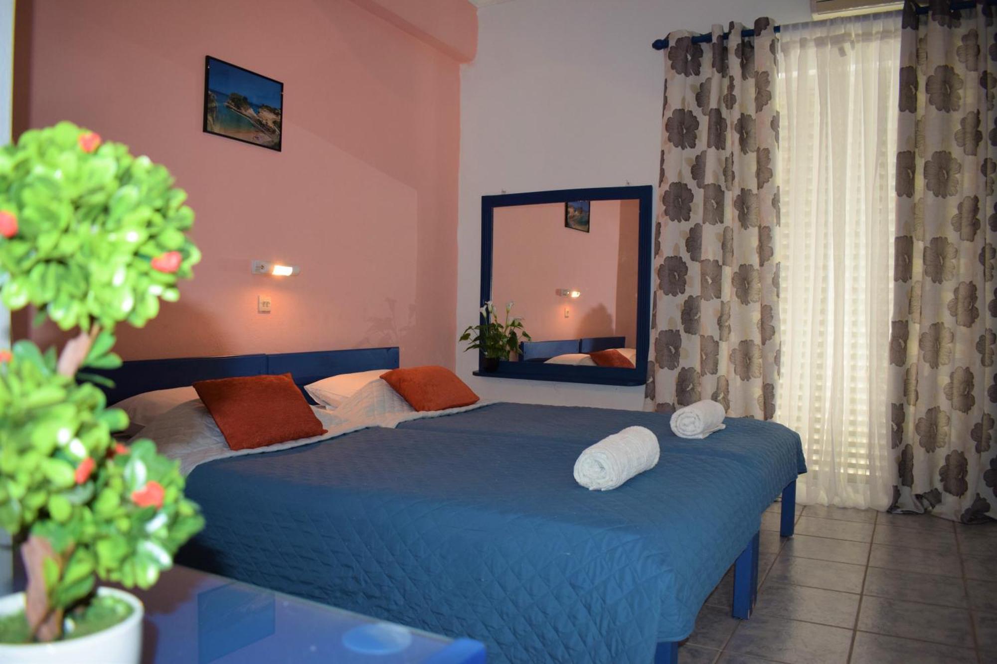 Paradisus Apartments Mparmpati Eksteriør billede
