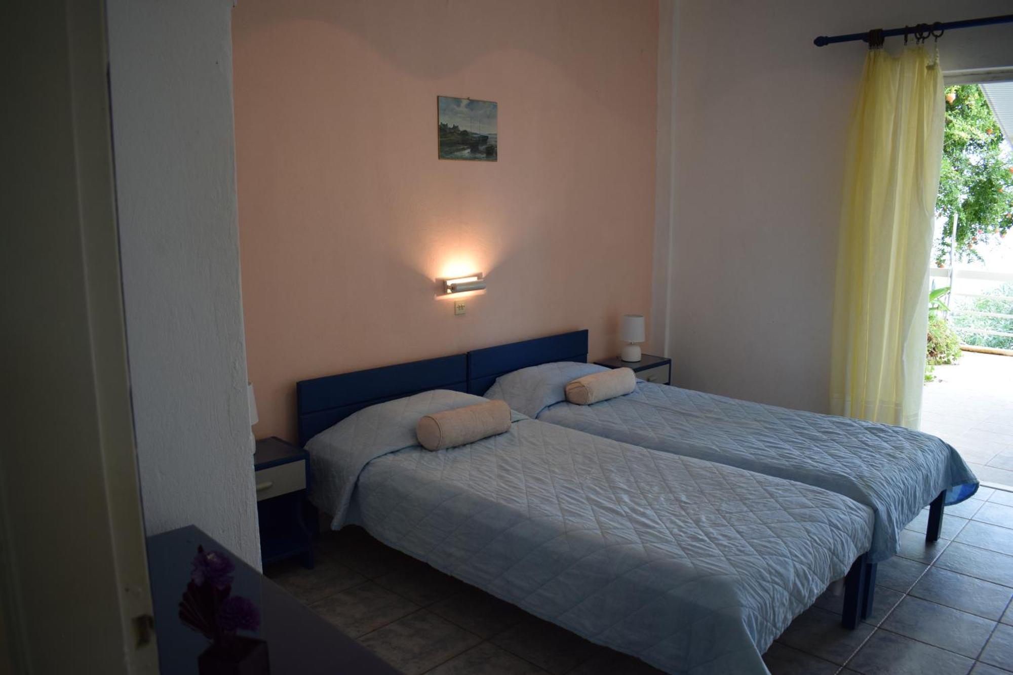 Paradisus Apartments Mparmpati Eksteriør billede